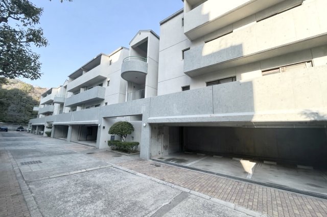 日商岩井芦屋ガーデンヒルズA棟