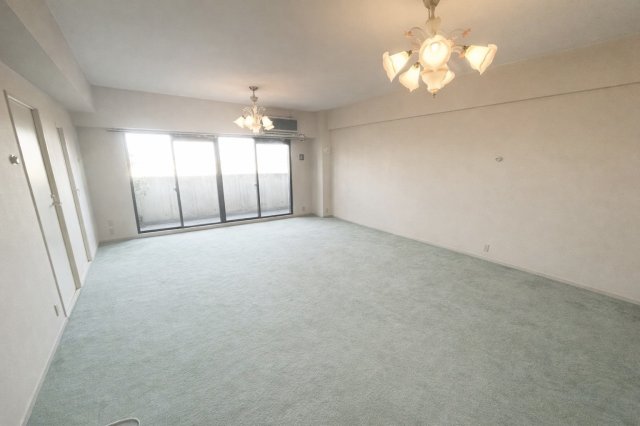 日商岩井芦屋ガーデンヒルズA棟